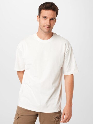 ABOUT YOU Μπλουζάκι 'Elijah' σε λευκό: μπροστά