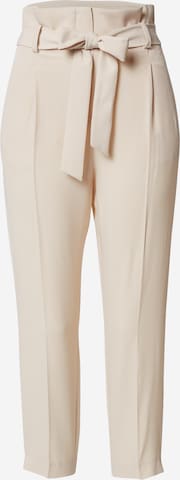 Miss Selfridge - regular Pantalón plisado 'Easy' en beige: frente