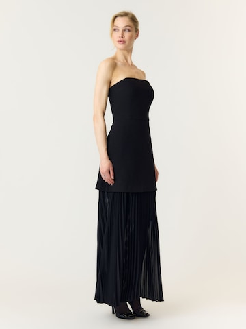 YAS - Vestido de noche 'YASAlvinda' en negro