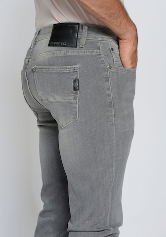 Gang Tapered Jeans in Grau