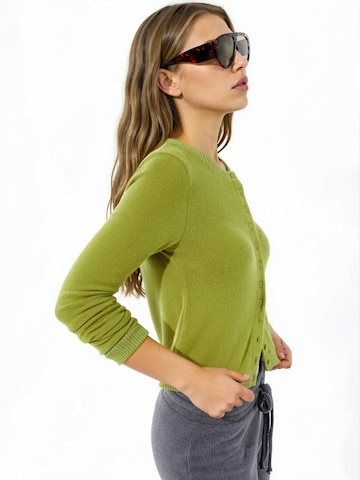 Cardigan 'Strickjacken' Busem en vert