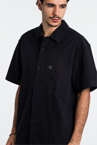 Calvin Klein Comfort Fit Hemd in Schwarz