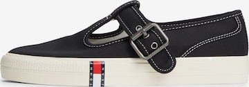 Baskets basses Tommy Jeans en noir : devant