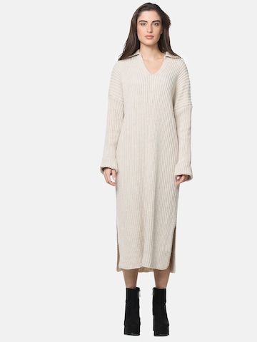 Robes en maille Elara en beige : devant