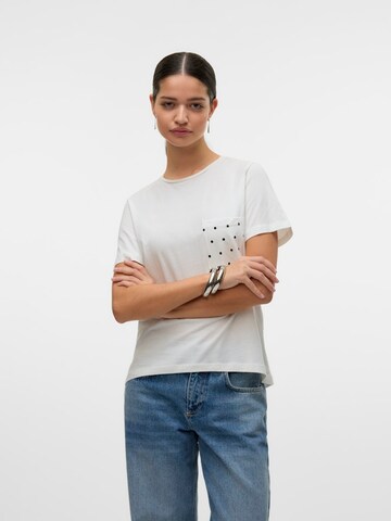T-shirt 'VMKAIA' VERO MODA en blanc : devant