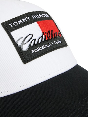 TOMMY HILFIGER Kšiltovka – bílá