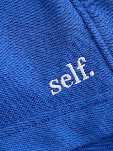 self. Regular Shorts in Blau