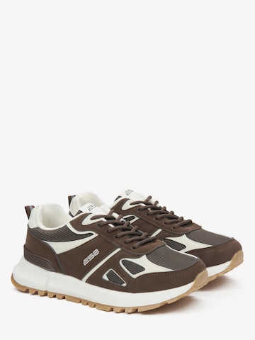 ES8 Sneaker low '90-3-04'‌ in Braun