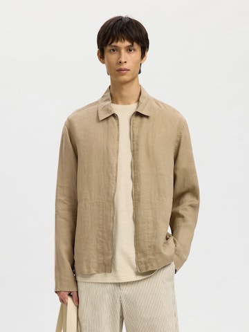 SELECTED Tussenjas in Bruin: voorkant