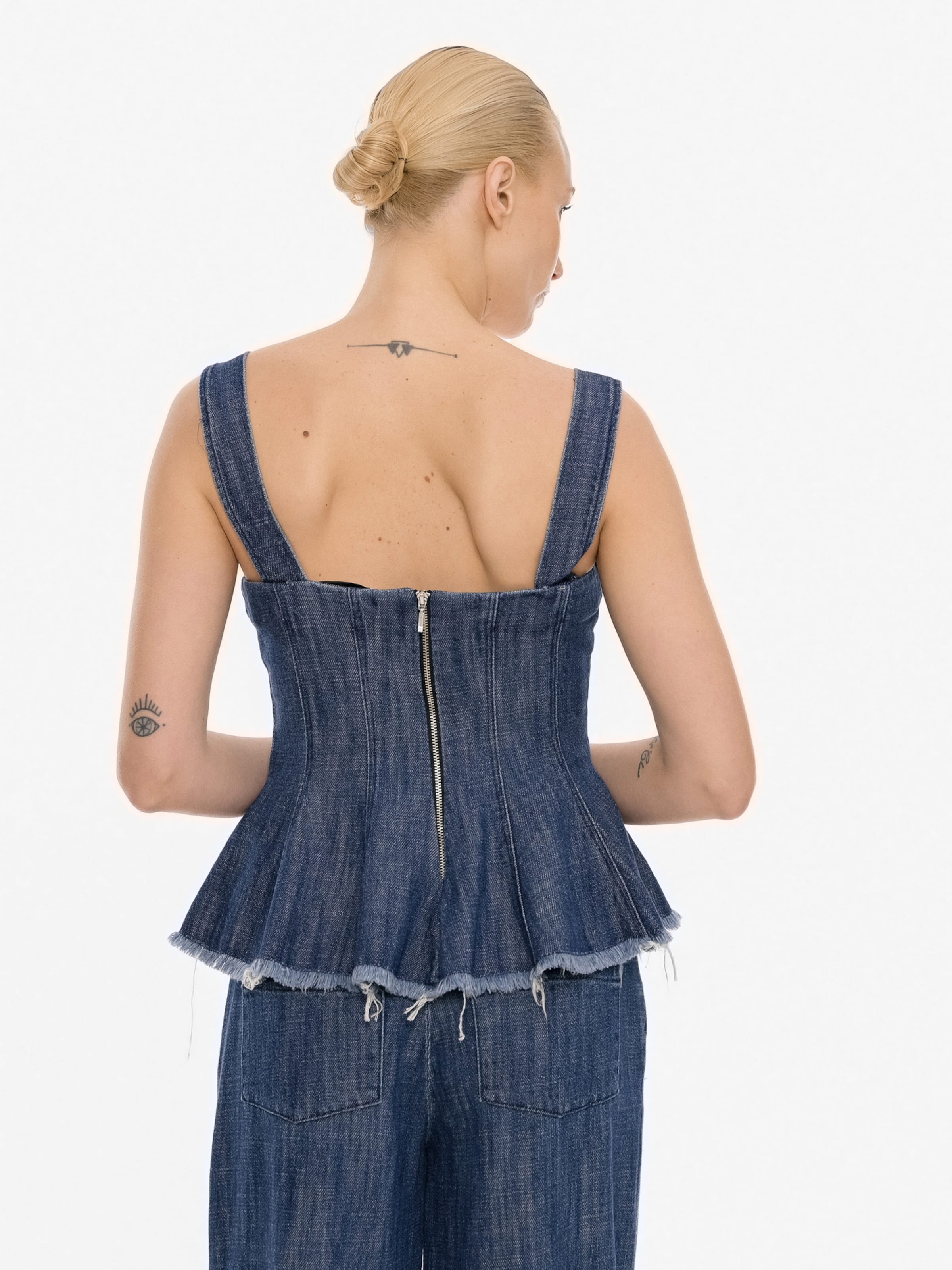 Top de la 4TAILORS pe albastru