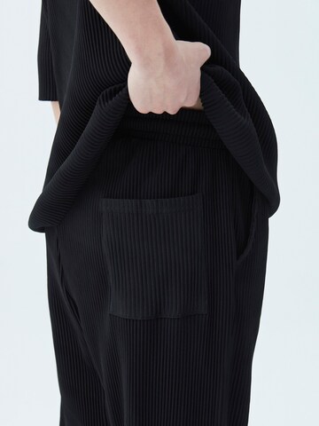 Loosefit Pantalon VAMOS CLO en noir