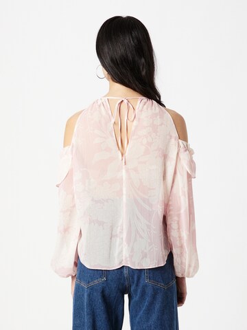 River Island - Blusa en rosa