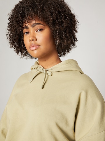 Sweat-shirt 'Marieke' A LOT LESS en vert