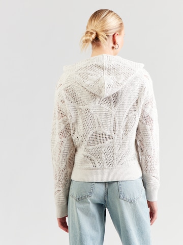Pullover di monari in beige