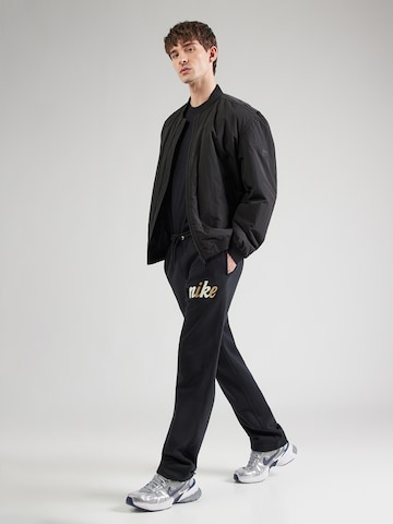 Nike Sportswear Regular Byxa 'CLUB' i svart