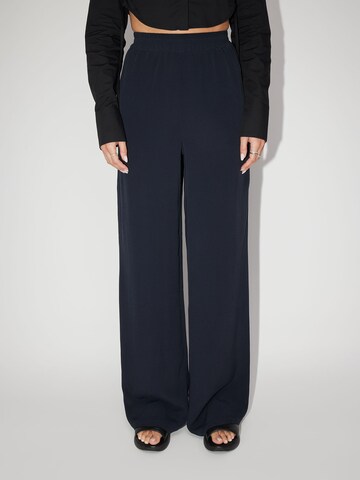 Wide leg Pantaloni 'Paula' di LeGer by Lena Gercke in nero: frontale