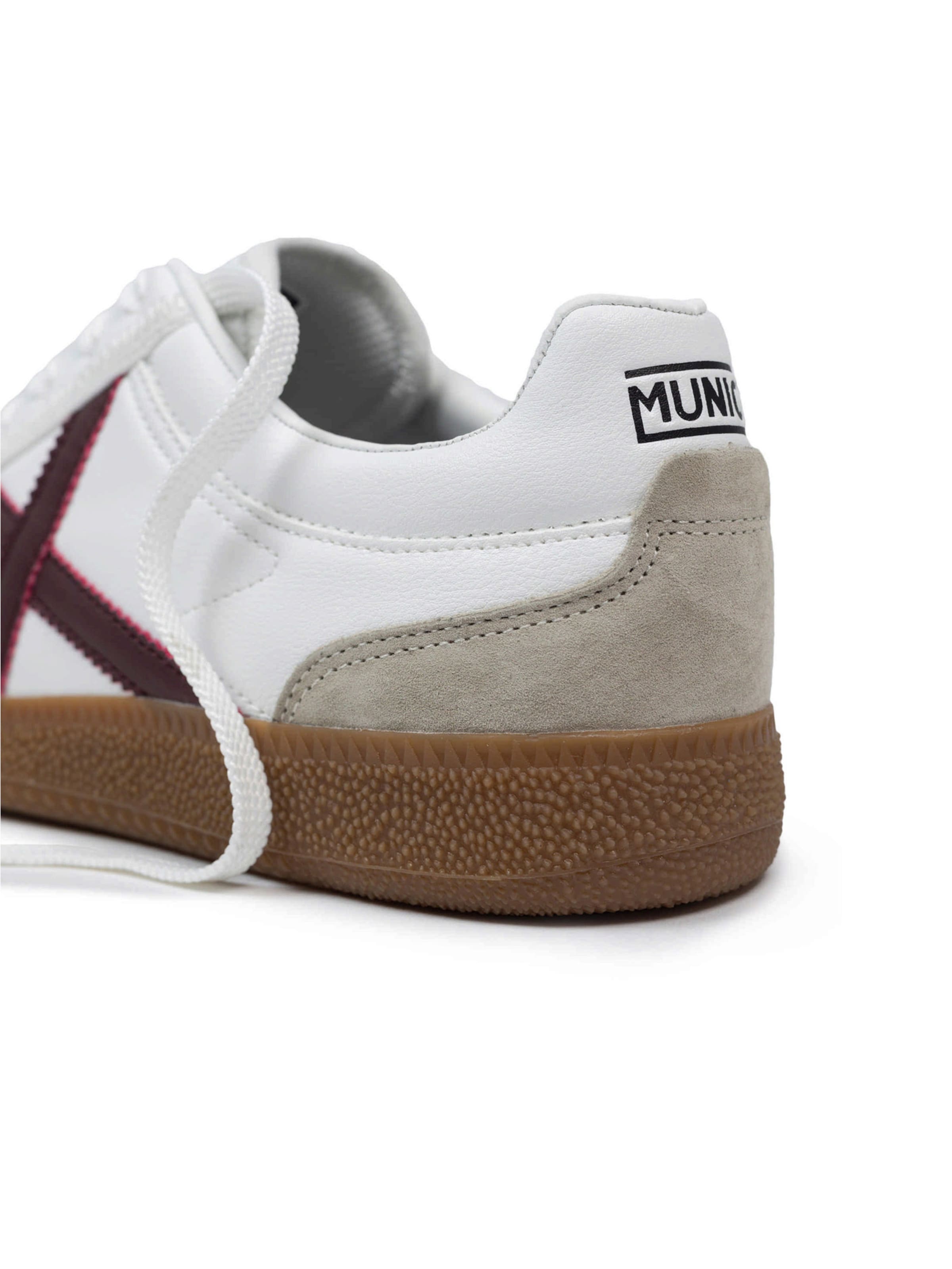 Baskets basses 'Rumba' MUNICH en blanc