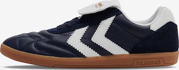 Baskets basses Hummel en bleu : devant