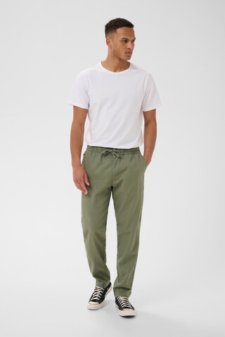 Matinique regular Lærredsbukser 'Linen' i grøn