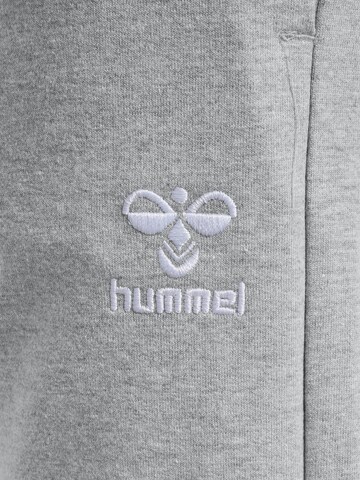 Hummel Regular Sporthose in Grau