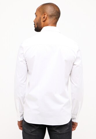 MUSTANG Regular Fit Hemd in Weiß