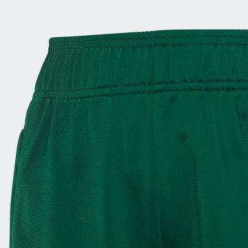 ADIDAS ORIGINALS Tapered Παντελόνι 'Adicolor Sst' σε πράσινο