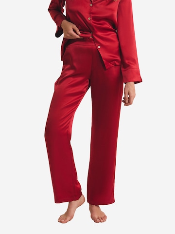 ETAM Seidenpyjamahose 'Pearly' in Rot: Vorderseite