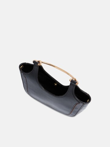 The Bridge Shoulder Bag in Black