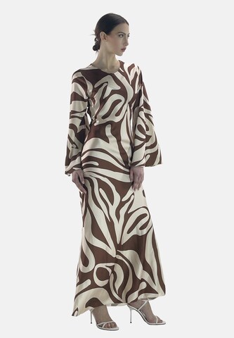 Elara Kleid in Braun
