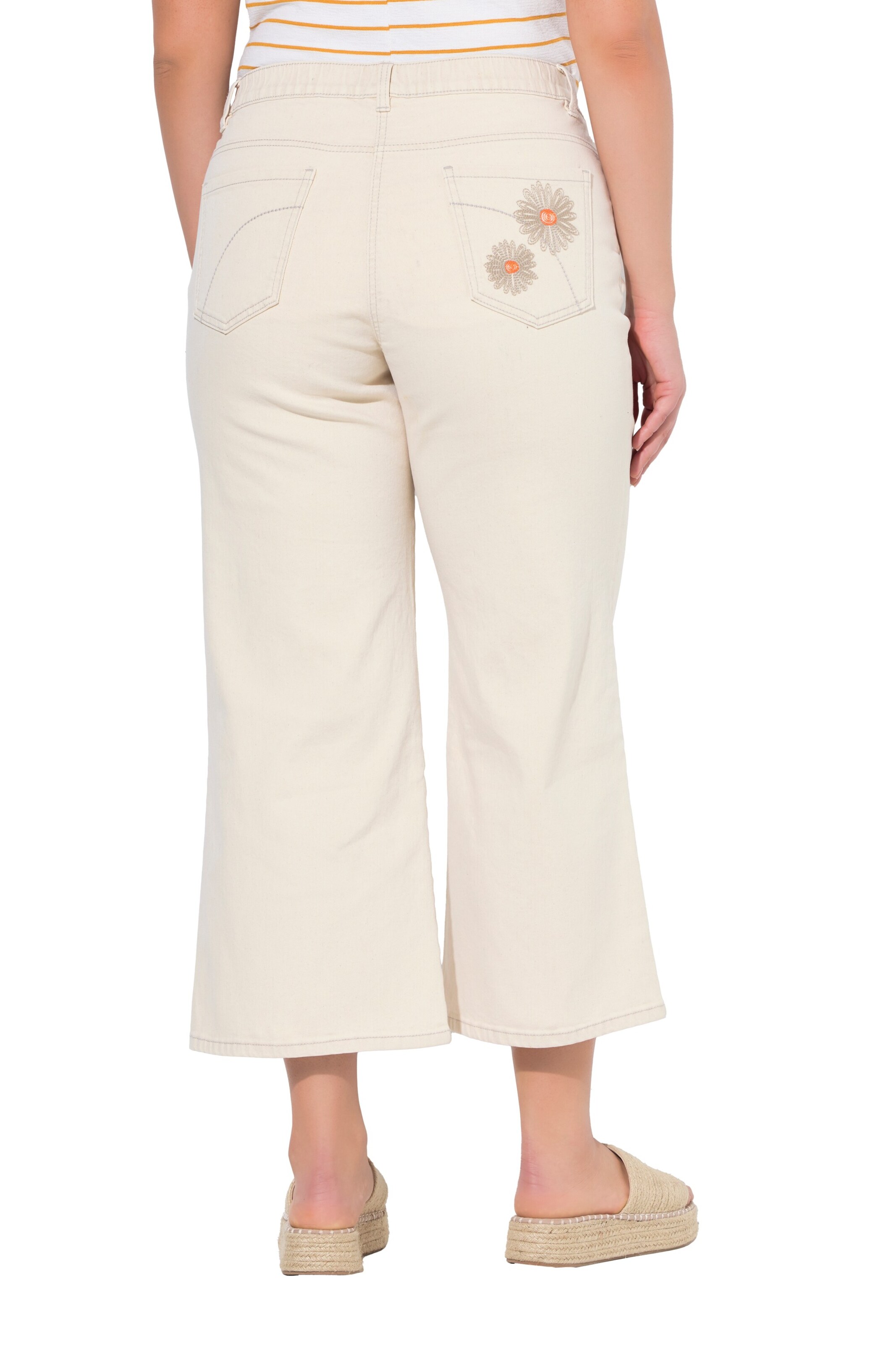 Ulla Popken Flared Jeans in Wit