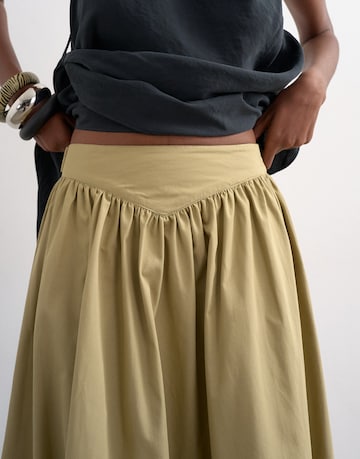 Fustă 'SALLY' de la TOPSHOP pe verde