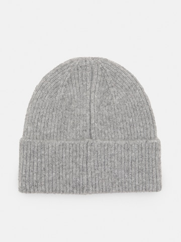 Pull&Bear Mössa i grå