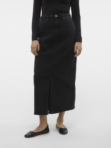 VERO MODA Skirt in Black: front