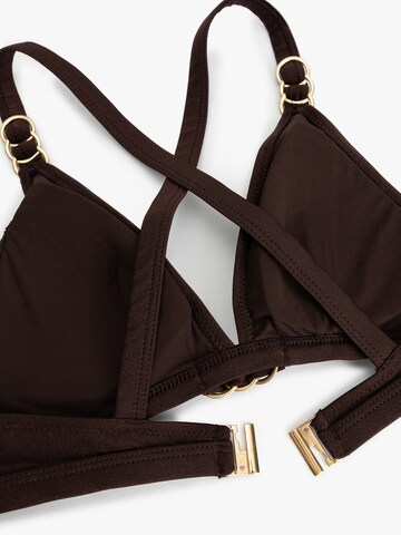 Koton Triangel Bikinitop in Bruin