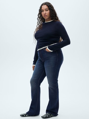 MANGO Flared Jeans 'FIONA' in Blue: front
