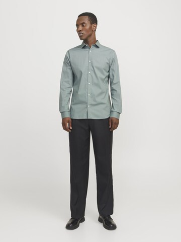 JACK & JONES Slim fit Button Up Shirt in Green