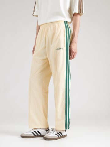 ADIDAS ORIGINALS Loosefit Παντελόνι 'MUC' σε μπεζ: μπροστά