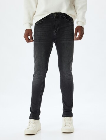 Koton Skinny Jeans in Zwart: voorkant