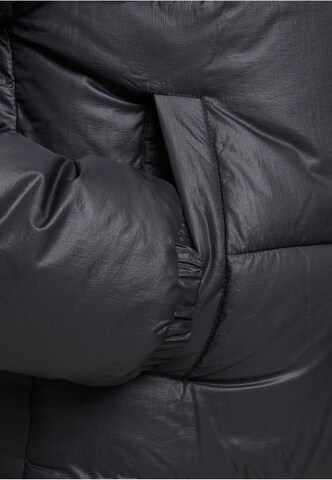 Urban Classics Winter jacket in Black