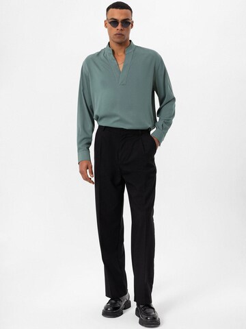 Antioch - Ajuste regular Camisa en verde