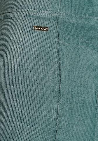 LASCANA Flared Pants in Green