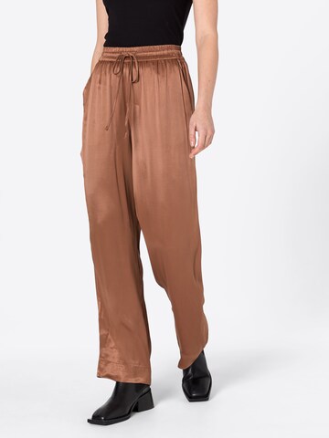 minimum Wide leg Broek 'DOROLA' in Bruin: voorkant