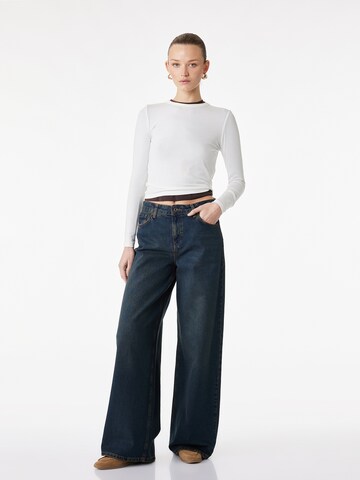 Koton Loose fit Jeans in Blue: front