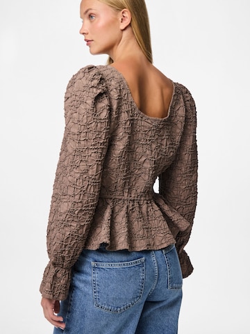 PIECES Bluse 'PCMOLLY' i brun