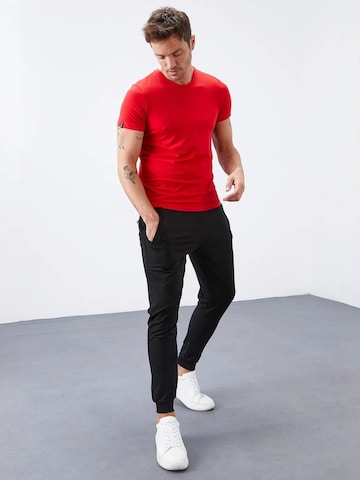 Skinny Pantalon Tommy Life en noir