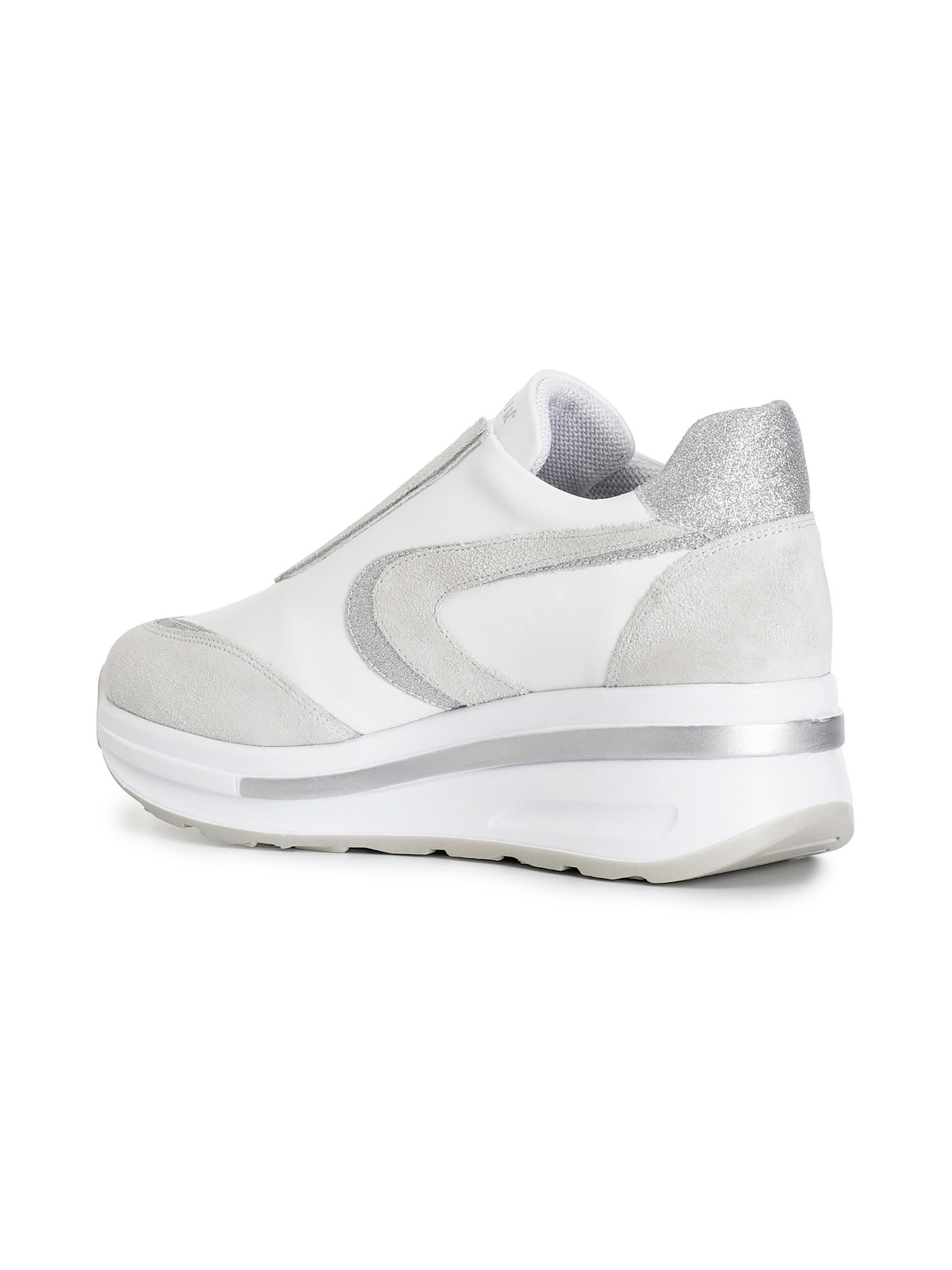 Sneaker bassa di CAFè NOIR in bianco