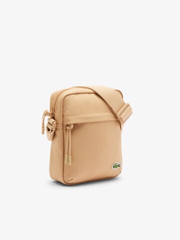 LACOSTE Umhängetasche 'Vertical Camera Bag' in Beige