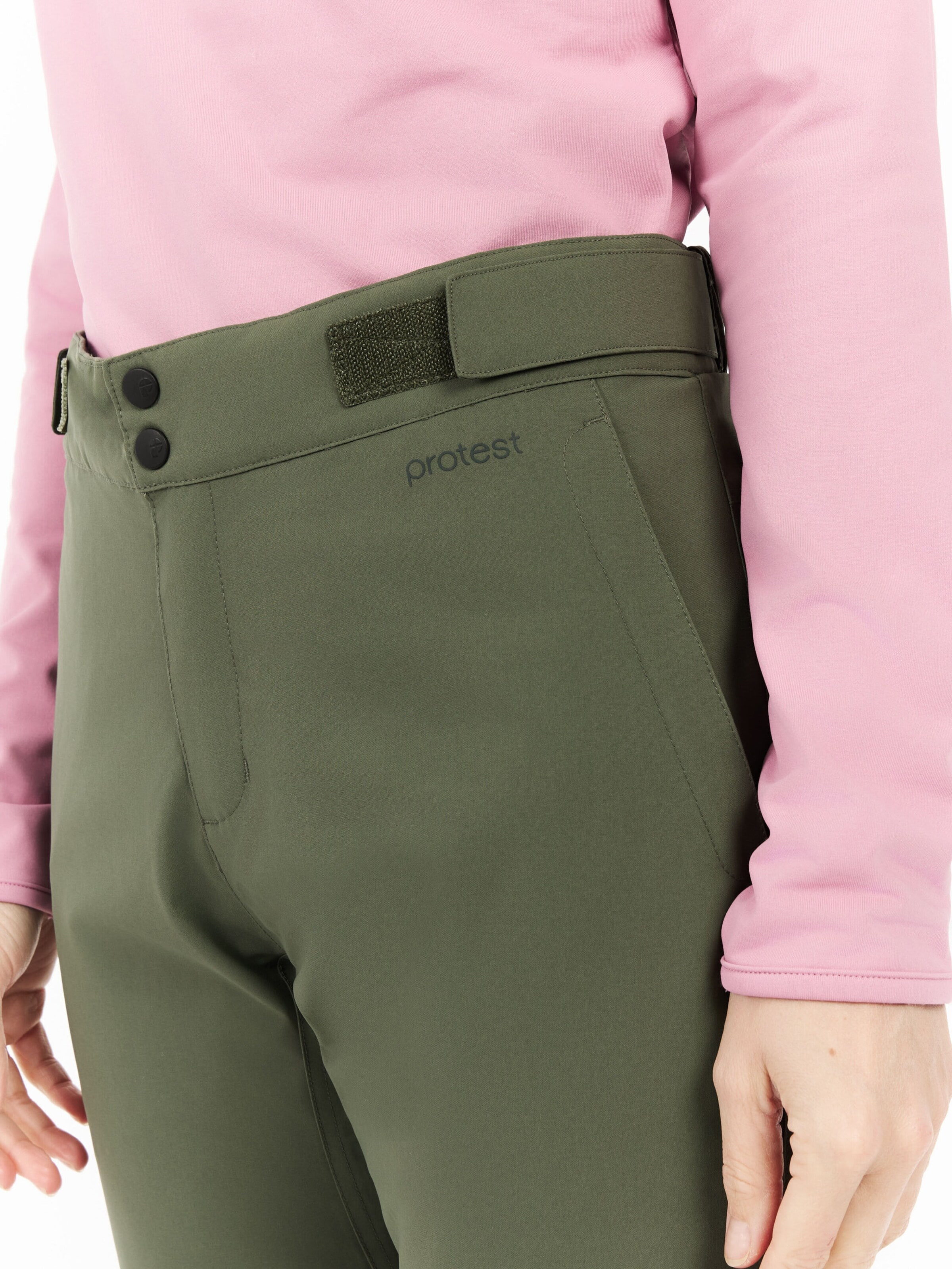 Coupe slim Pantalon de sport 'PRTVoleta' PROTEST en vert