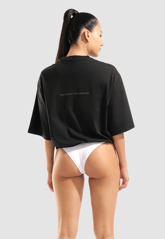 ARENA T-shirt i svart