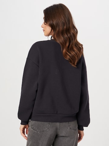 Gina Tricot Sweatshirt 'Riley' in Zwart